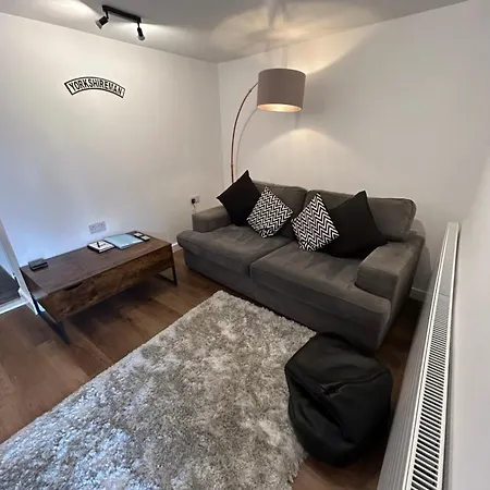 Hill Street Railway Retreat. Apartment Elsecar Exterior photo